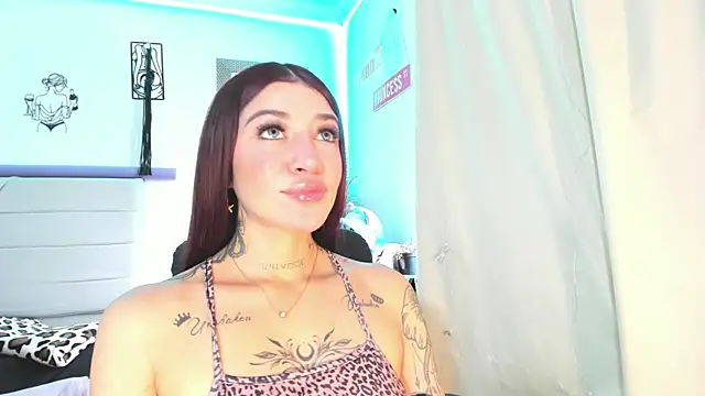 Anna_belly webcam