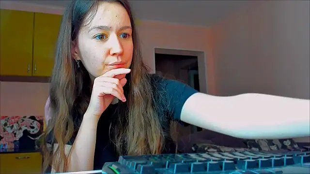 ameli_moon webcam