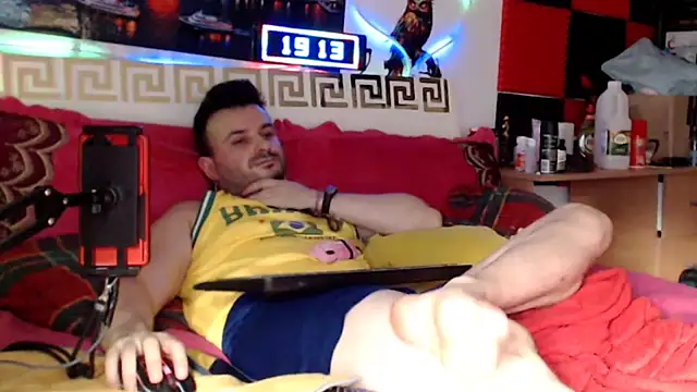 Hugec0ck007 webcam