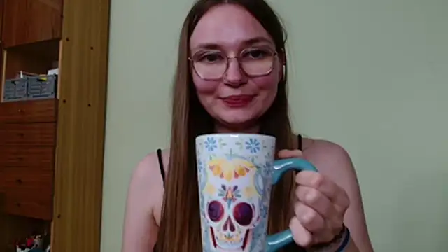 LooveELLYx webcam