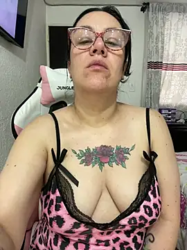 sweet_adele_ webcam