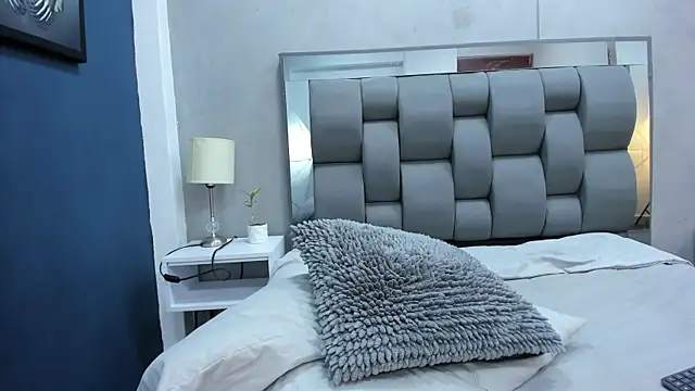 Charlie___Musk live cam on StripChat