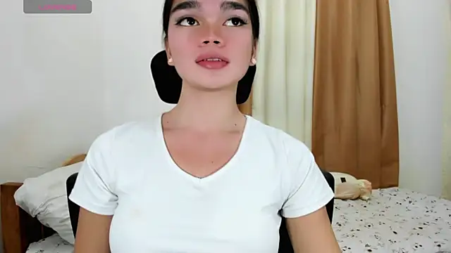 kendall_petite18 webcam