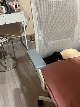 Mina048 webcam