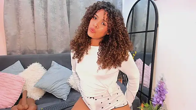 Amelia_bss webcam