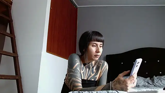 Emilia_1995 webcam