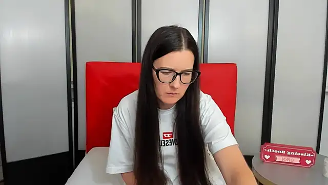 NadiaXlove webcam
