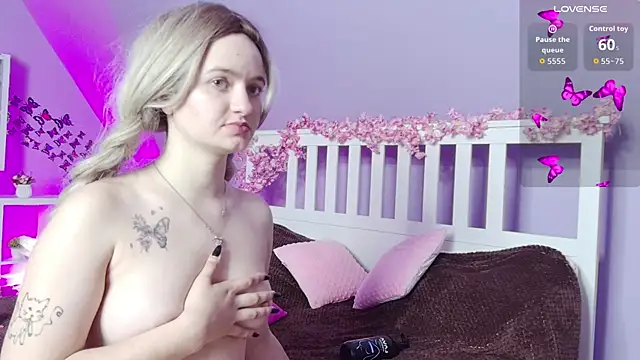 Skylar_Mour webcam