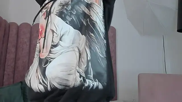 MiaLauren_ webcam