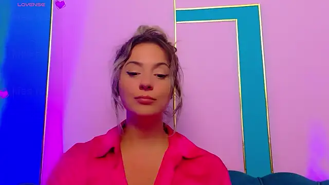 AriannaSins webcam