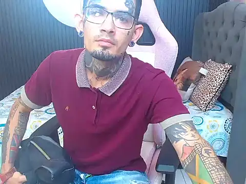 Boy_tatto77 webcam