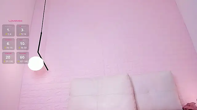 sara_frost webcam