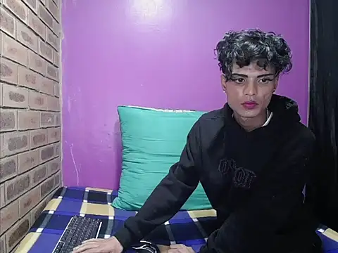 dadyslilslut24 webcam