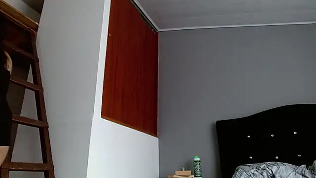 Emilia_1995 webcam