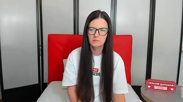 NadiaXlove webcam