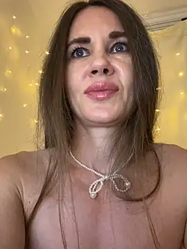 LucieMack webcam