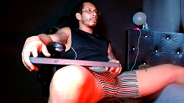 FuckHardlove webcam