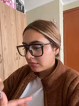 Miabonnett_ webcam