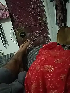 sexymahi-11 webcam