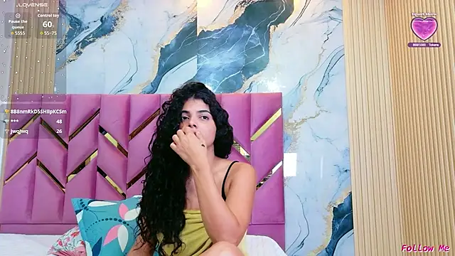 hotiergirl webcam