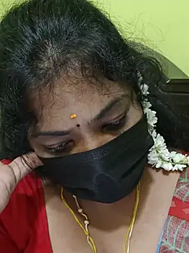 Tamil_Mithra webcam