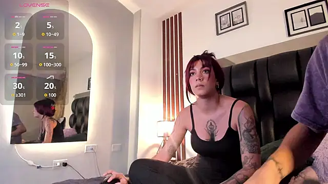 dalhia_and_hades webcam