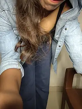 Risha_987 webcam