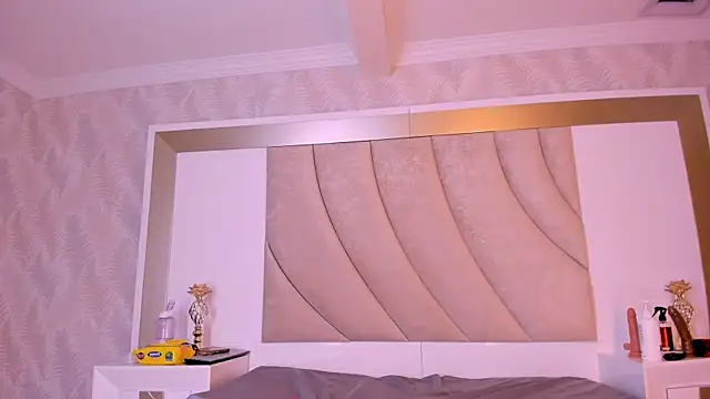 EbonyJoyce webcam