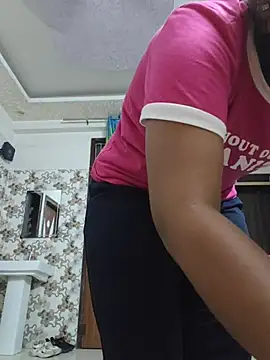 jaanvisharmaaa webcam