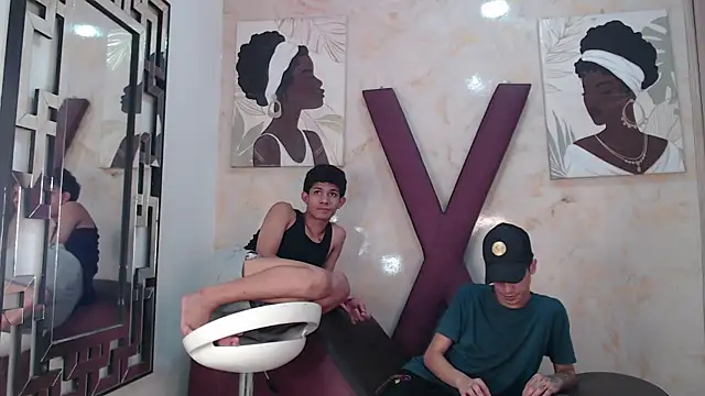 PRETTY_LOVERS1 webcam