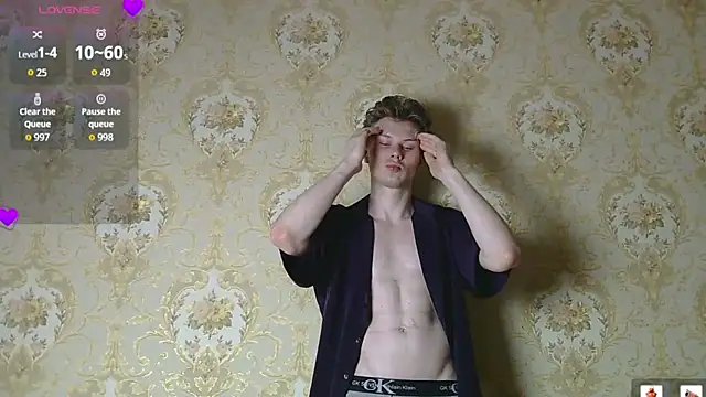 JohnDou22 webcam