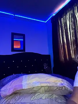 AnnieSinclair webcam
