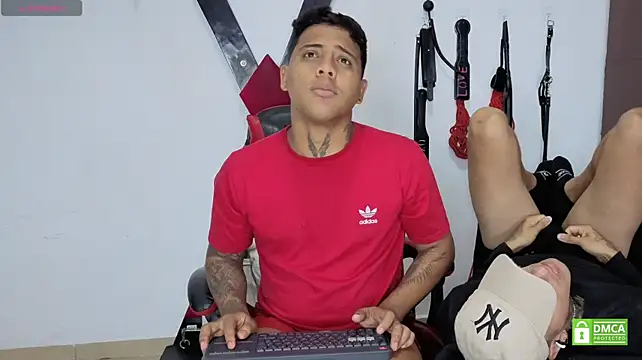 EliteBoysLive webcam