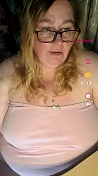 Iceprincess2bad4u webcam