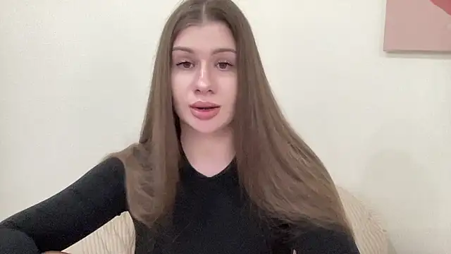 JuicyHelenX webcam