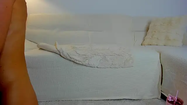 bellahot77 webcam