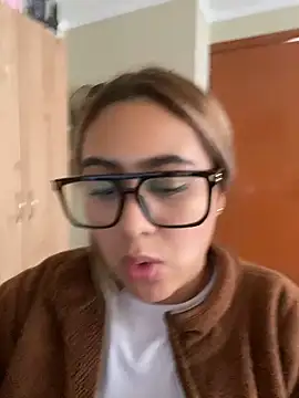 Miabonnett_ webcam