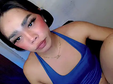 selffucker_dollmaker69 webcam