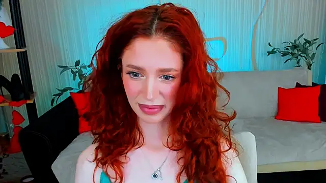 ChristinaConteeree webcam