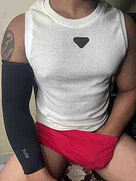 indian_Hunk webcam