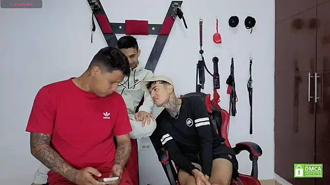 EliteBoysLive webcam