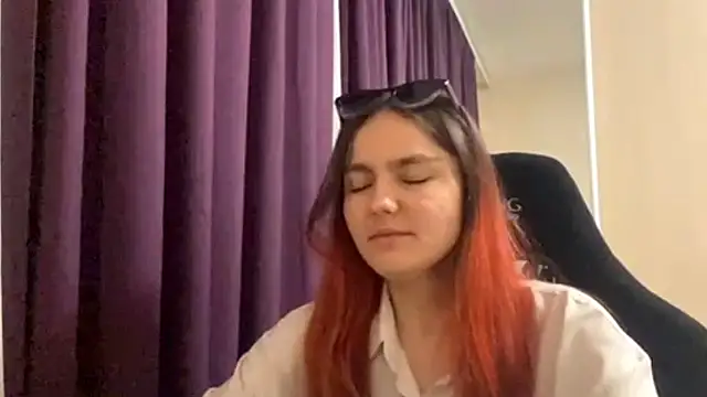 VelvetEden webcam