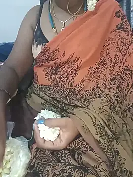 Tamil-hotwife webcam