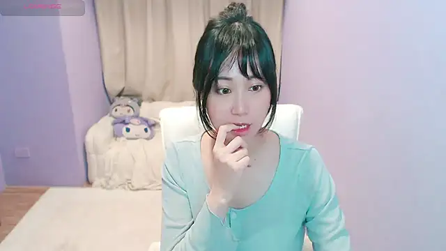 lingeringvoice webcam