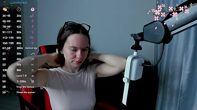 Vulgar_Tamer webcam