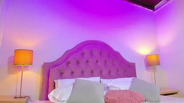 Mia_Culpa live sex cam