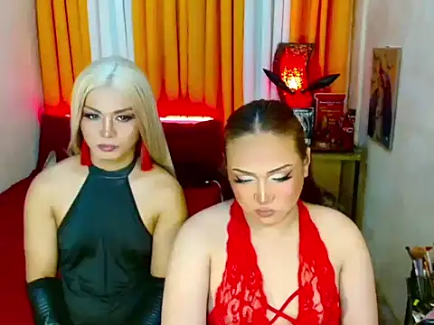 Phenomenal_Shemale webcam
