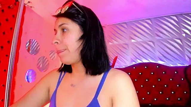 Roxanne_Han webcam