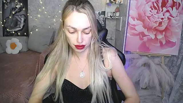 NickyAdamidi webcam