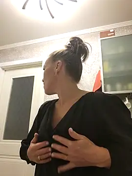 pure_elena webcam